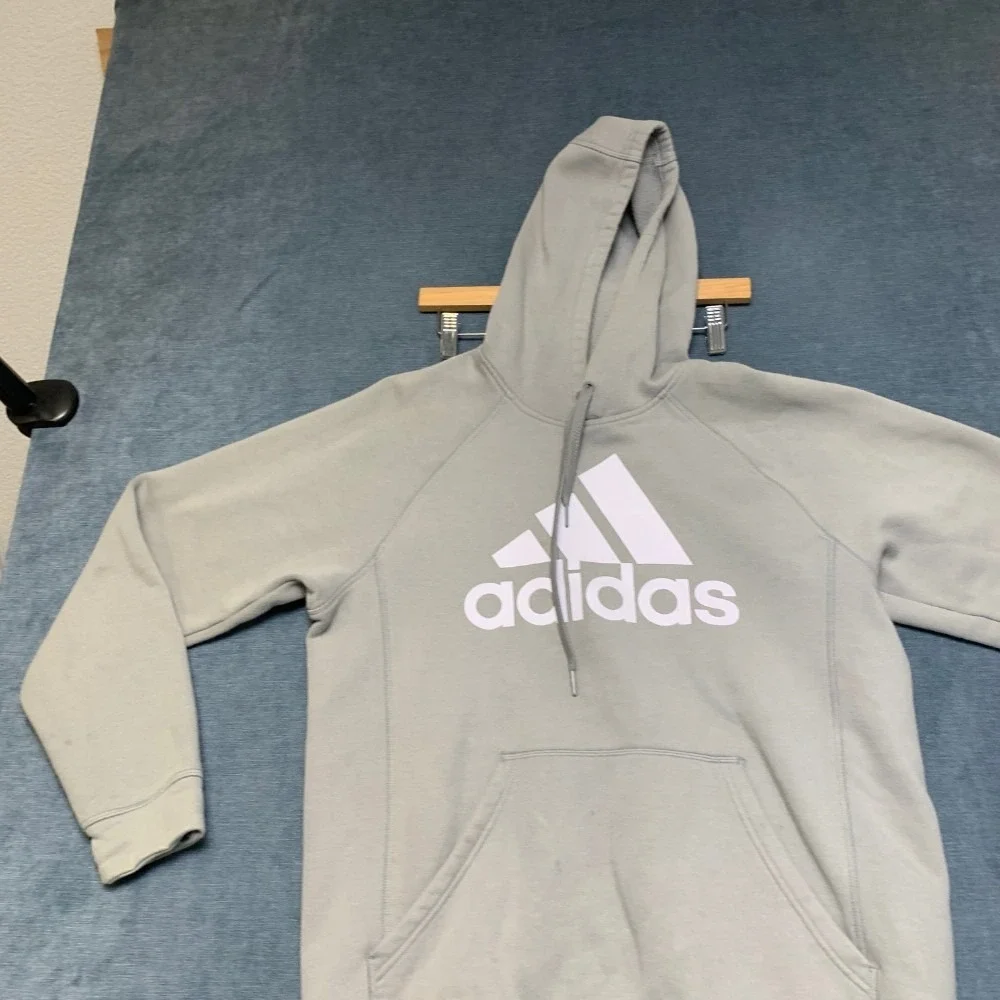 Adidas Hoodie Mens M Gray Kangaroo Pockets Drawstring Raglan Sleeve Winter Warm